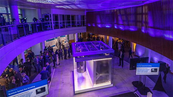 The unveiling gala of Quantum System One